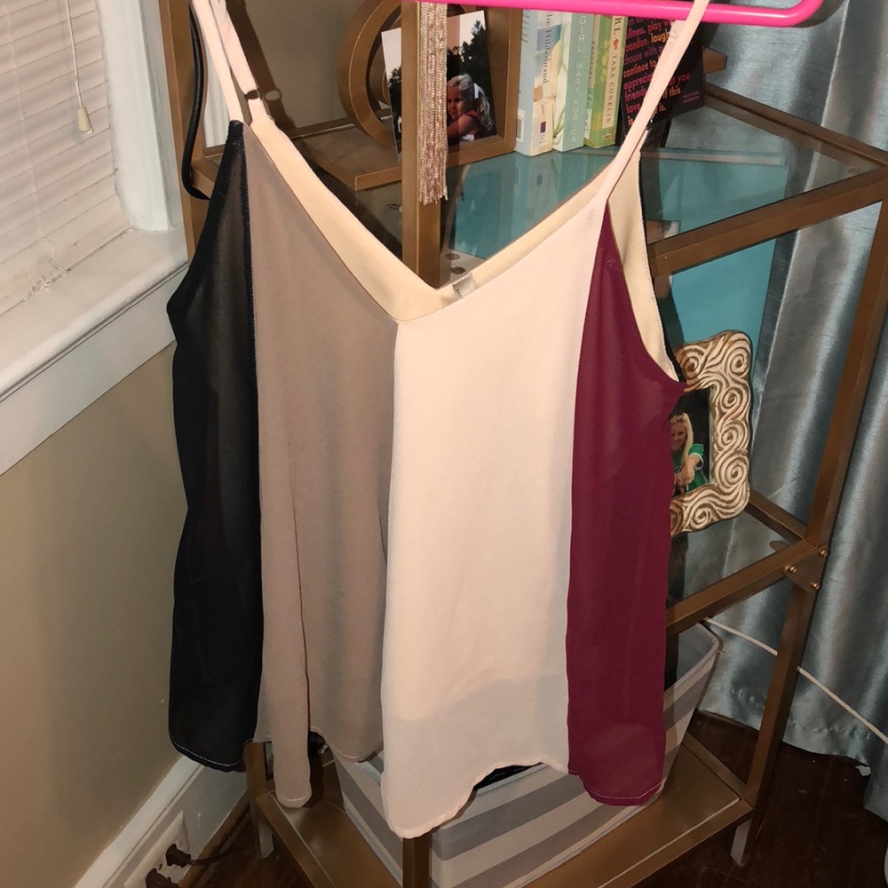 Cute Boutique Top!